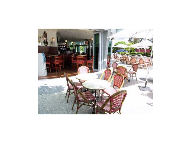 1006/2893 Gold Coast Highway & Fern Street, Surfers Paradise QLD 4217