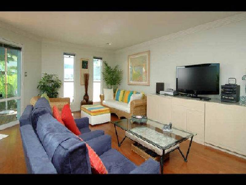 2/24 Norfolk Avenue, Surfers Paradise QLD 4217