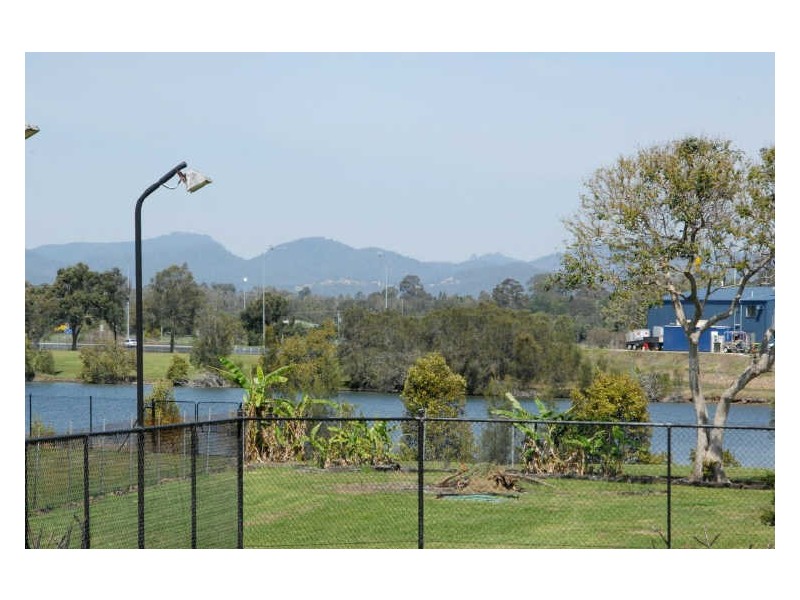 11 Maryland Avenue, Carrara QLD 4211