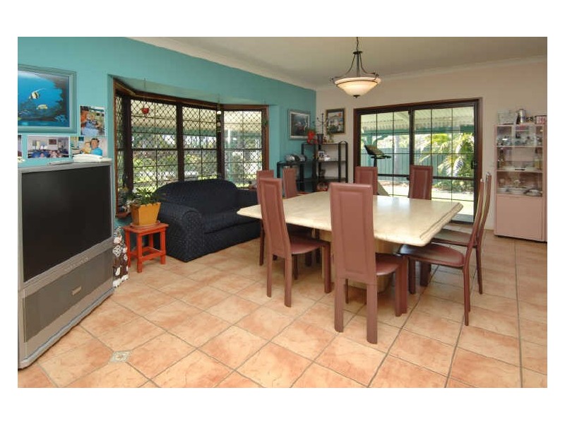 11 Maryland Avenue, Carrara QLD 4211