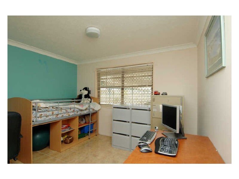 11 Maryland Avenue, Carrara QLD 4211