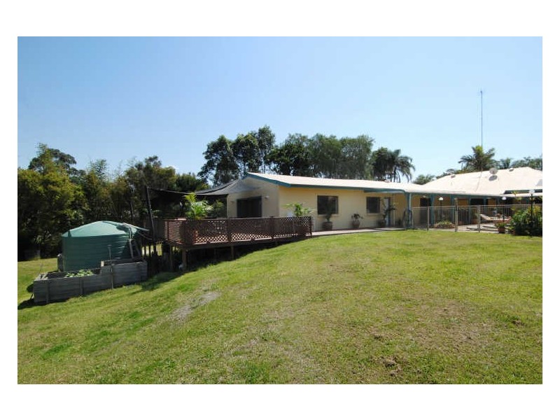 11 Maryland Avenue, Carrara QLD 4211