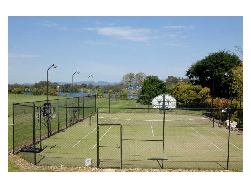 11 Maryland Avenue, Carrara QLD 4211