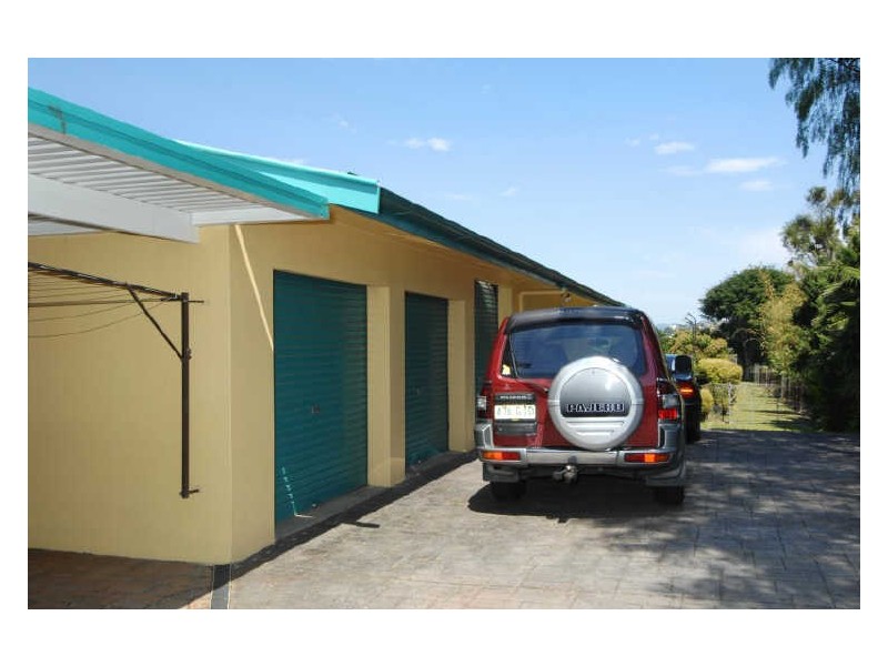 11 Maryland Avenue, Carrara QLD 4211