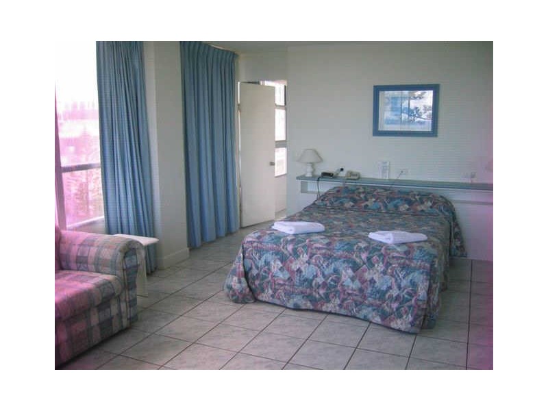 201-202/44 The Esplanade, Surfers Paradise QLD 4217