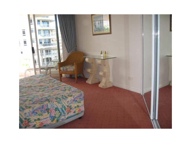 19/7 Elkhorn Avenue, Surfers Paradise QLD 4217