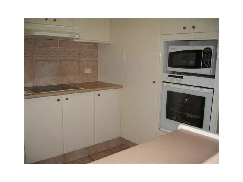 19/7 Elkhorn Avenue, Surfers Paradise QLD 4217