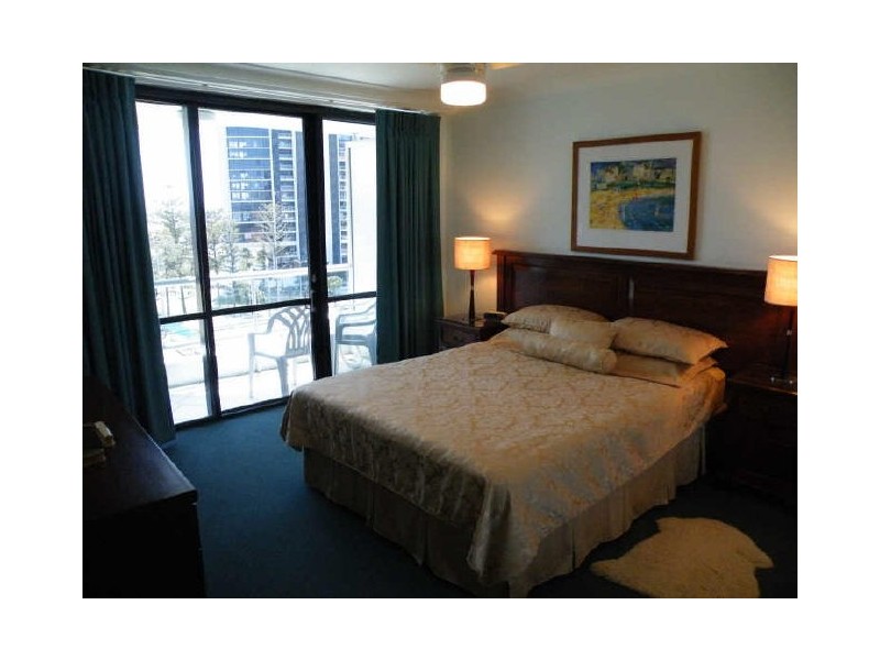 Surfers Paradise QLD 4217