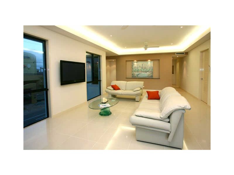 Mermaid Beach QLD 4218