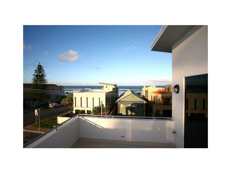 Mermaid Beach QLD 4218