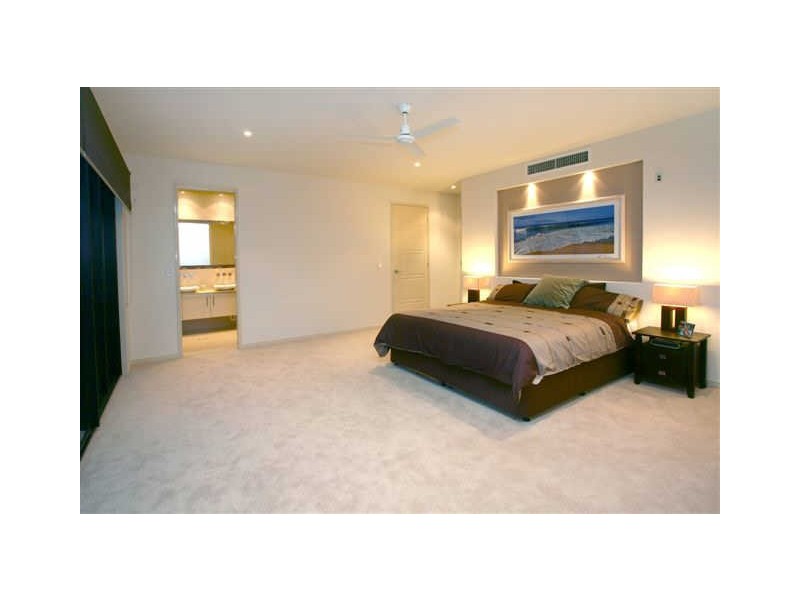 Mermaid Beach QLD 4218