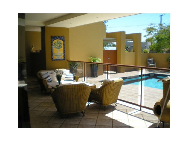 Isle Of Capri QLD 4217