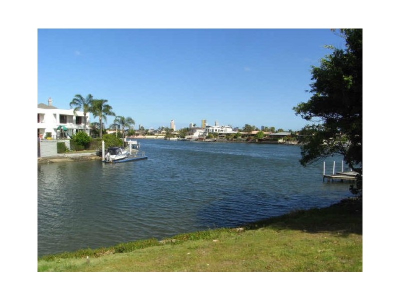 Isle Of Capri QLD 4217