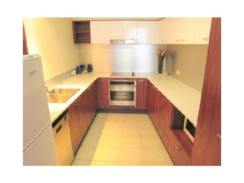 2011/23 Ferny Avenue, Surfers Paradise QLD 4217