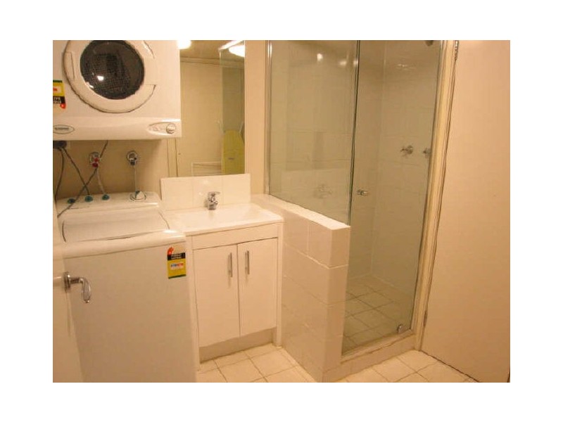 2011/23 Ferny Avenue, Surfers Paradise QLD 4217