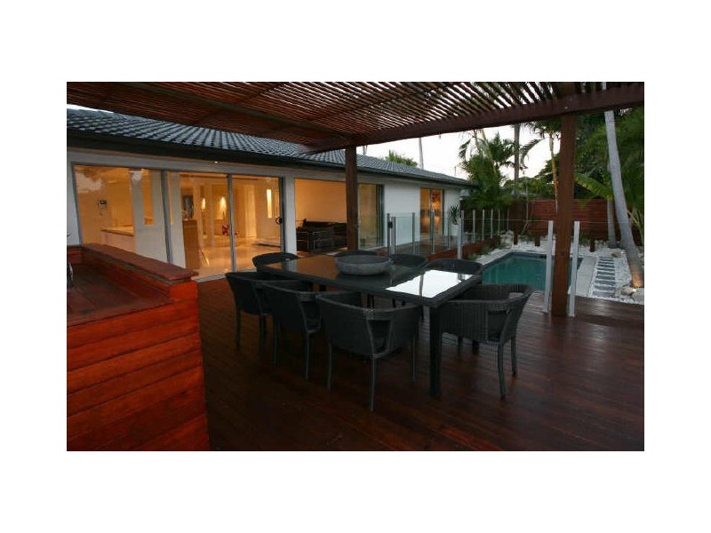 Broadbeach Waters QLD 4218