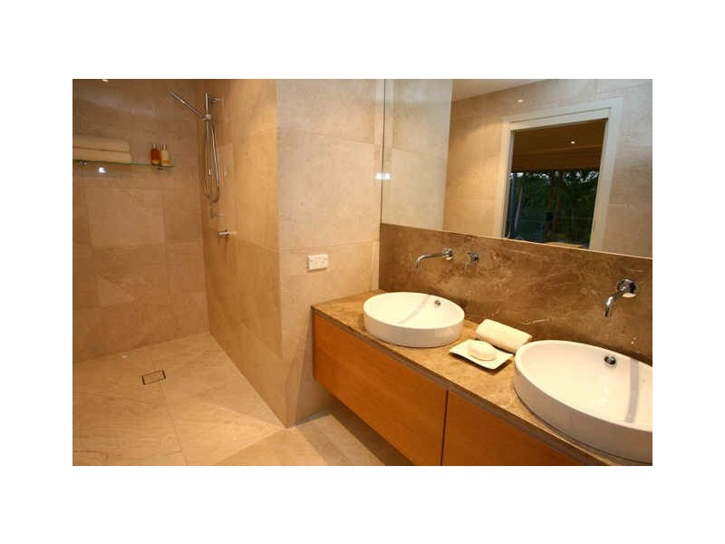 Broadbeach Waters QLD 4218