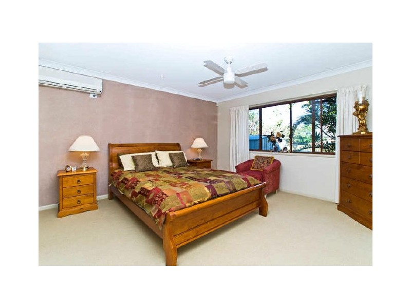 Broadbeach Waters QLD 4218