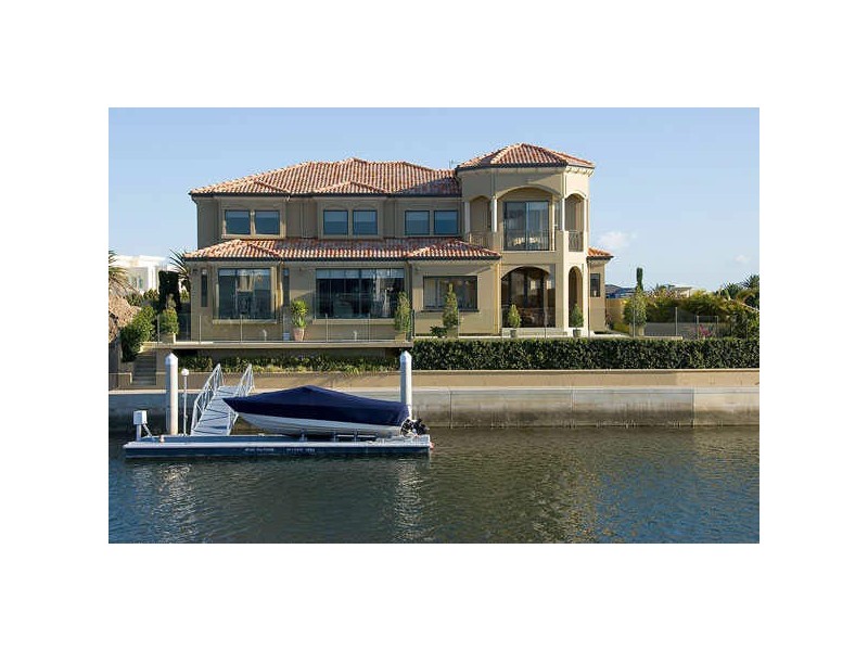 Paradise Point QLD 4216