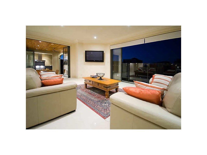 Paradise Point QLD 4216