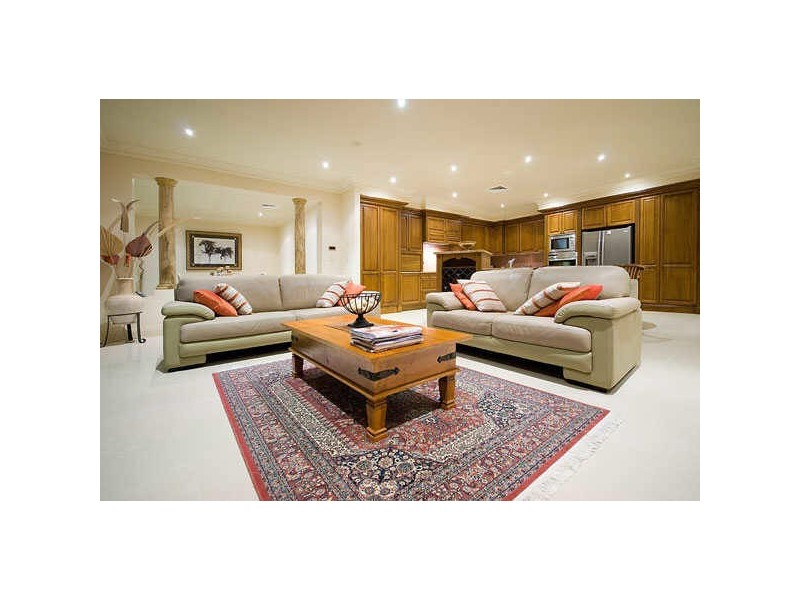 Paradise Point QLD 4216