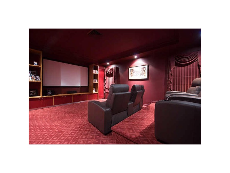 Paradise Point QLD 4216