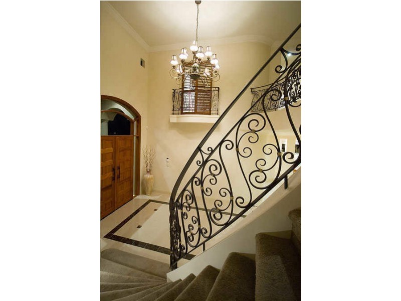 Paradise Point QLD 4216