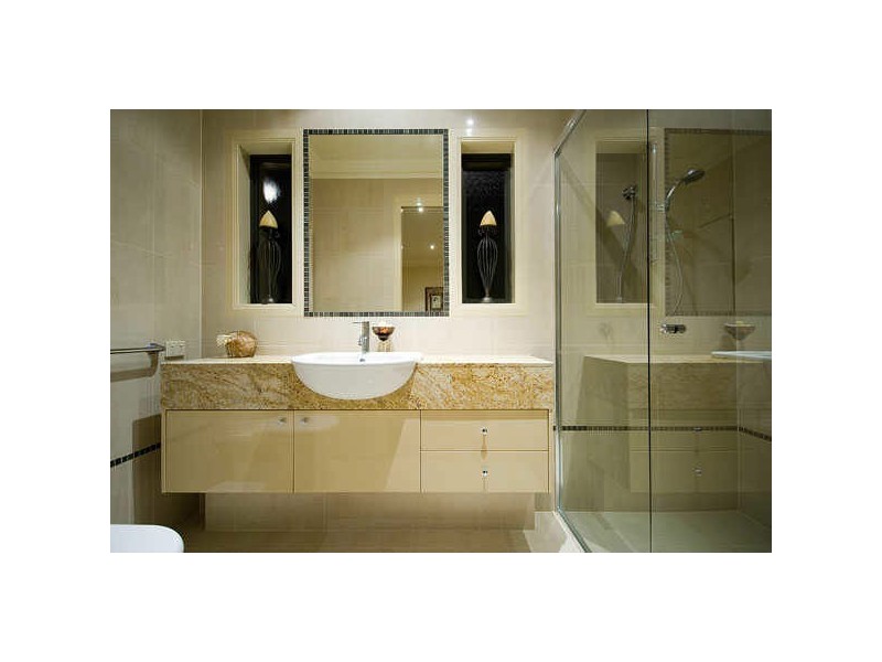 Paradise Point QLD 4216