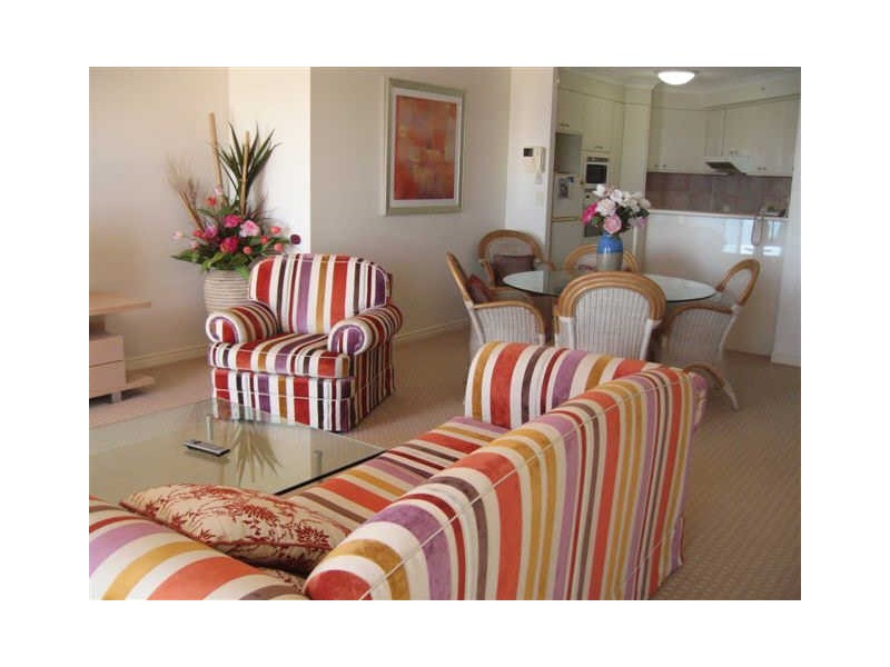 6 View Avenue, Surfers Paradise QLD 4217