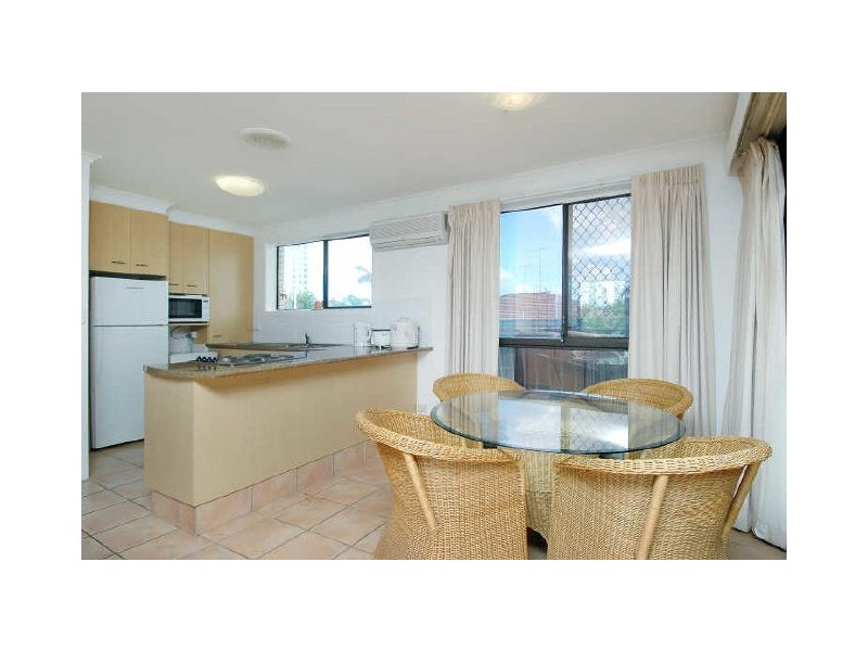 15/19 Leonard Avenue, Surfers Paradise QLD 4217