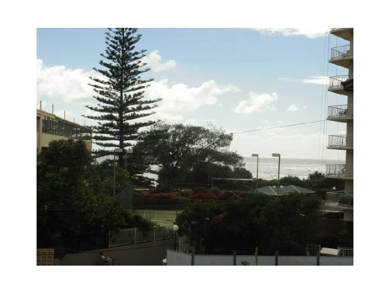 Broadbeach QLD 4218