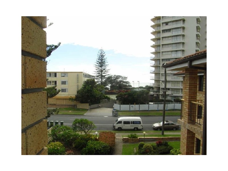 Broadbeach QLD 4218
