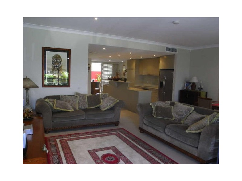 Broadbeach Waters QLD 4218