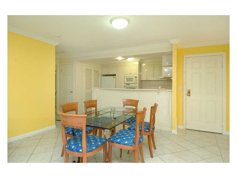 1108/90 Surf Parade, Broadbeach QLD 4218