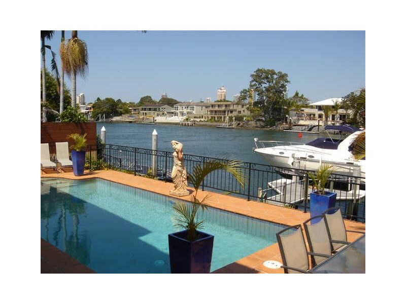 Isle Of Capri QLD 4217