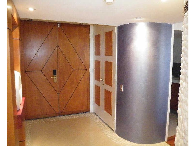 14C/18-24 Aubrey Street, Surfers Paradise QLD 4217
