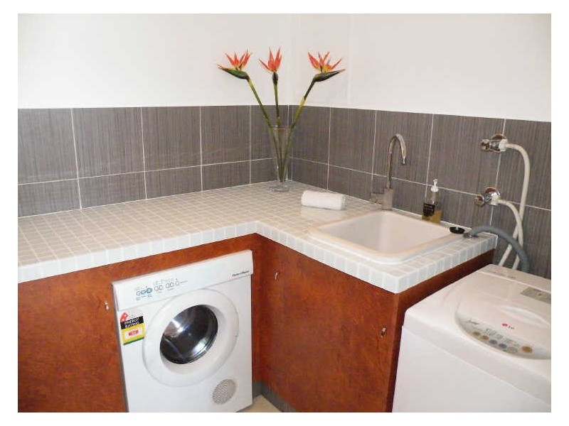 14C/18-24 Aubrey Street, Surfers Paradise QLD 4217