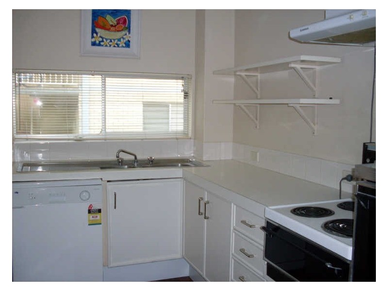 9/17 Laycock Street, Surfers Paradise QLD 4217