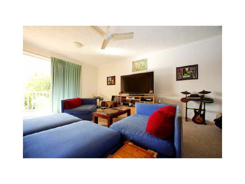 Chevron Island QLD 4217