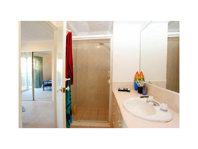 Chevron Island QLD 4217