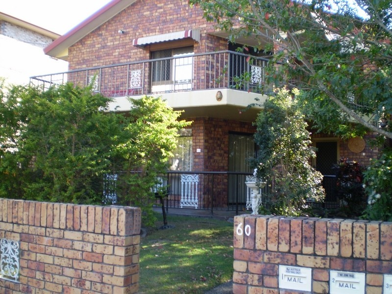 4/60 Bauer Street, Southport QLD 4215