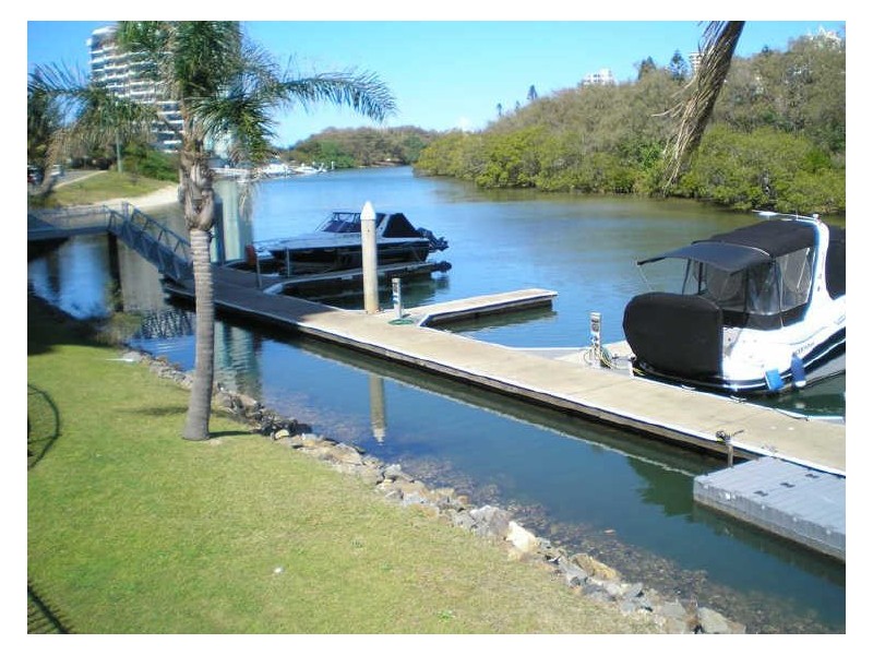 273/1 Serisier Avenue, Main Beach QLD 4217