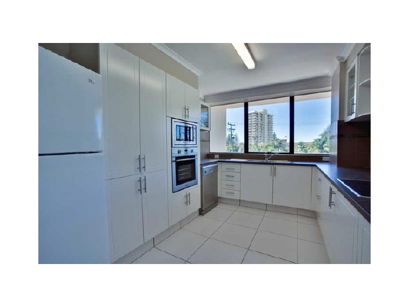 2H/33 Thornton Street, Surfers Paradise QLD 4217