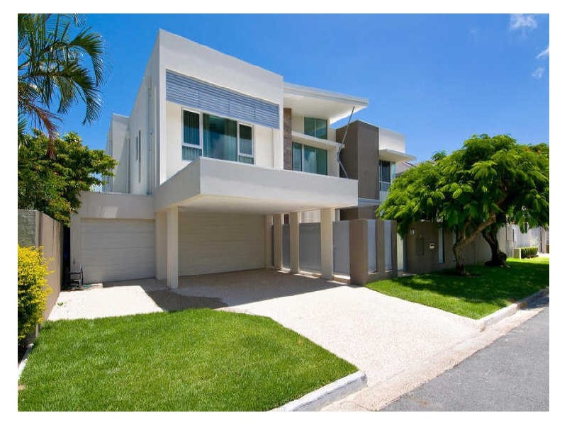 Paradise Waters QLD 4217