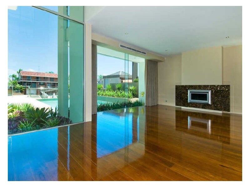 Paradise Waters QLD 4217