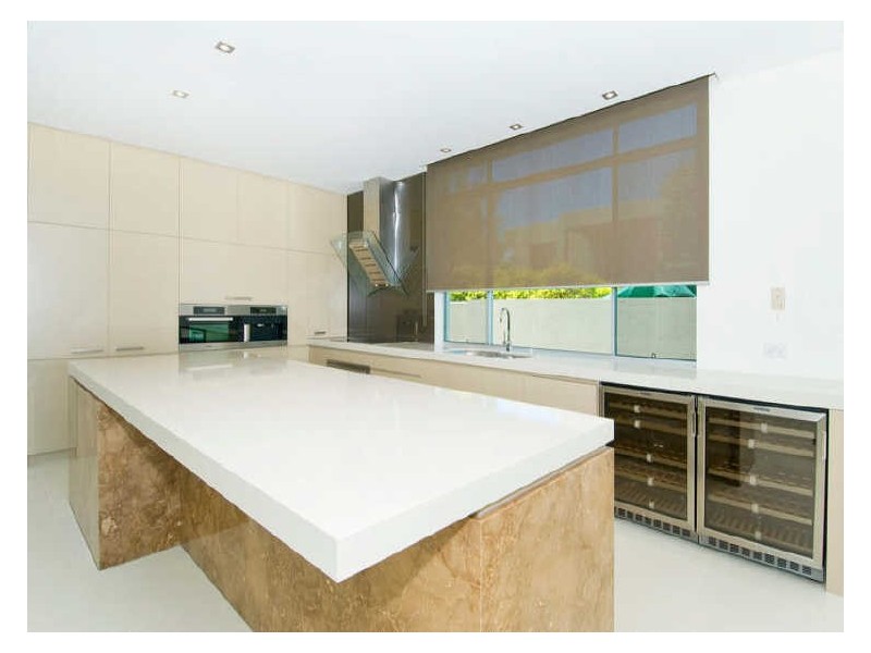 Paradise Waters QLD 4217