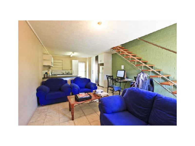 3/22 Philip Avenue, Broadbeach QLD 4218