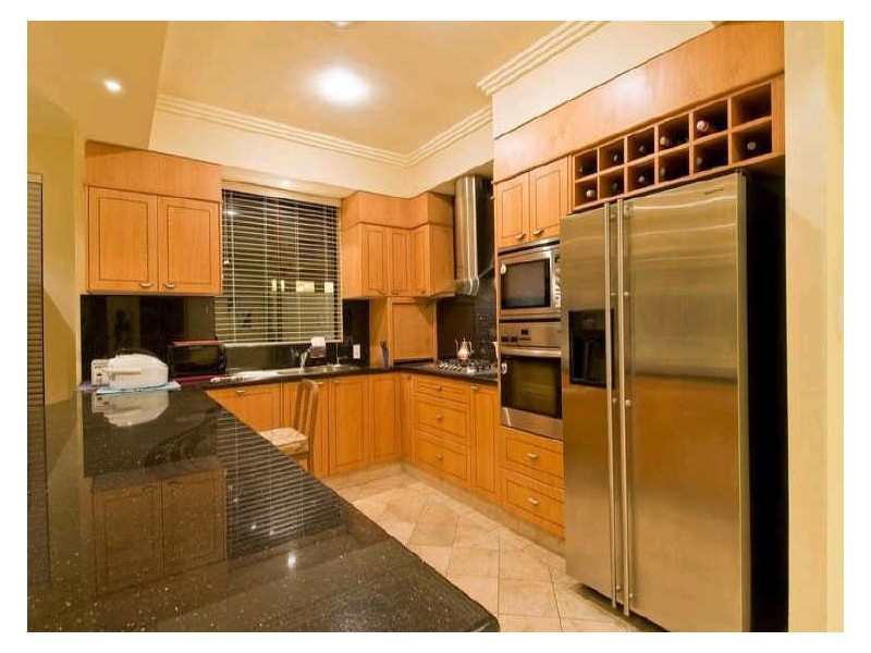 Paradise Waters QLD 4217