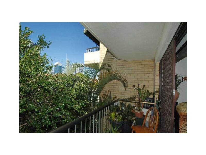 Chevron Island QLD 4217