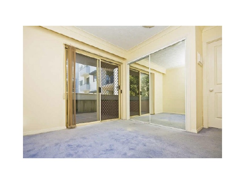 Chevron Island QLD 4217